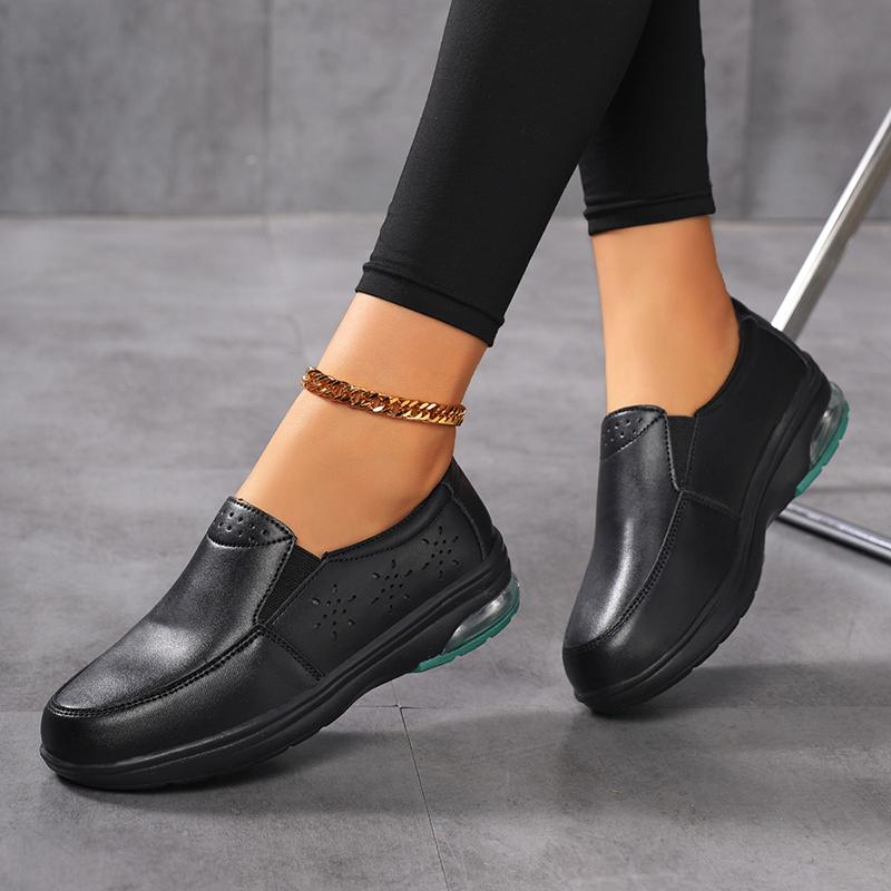 Women's Nurse Sneakers Clogs - Summer Flat Walking Shoes Soft Non-Slip Hospital Work Footwear for Female Health Professionals