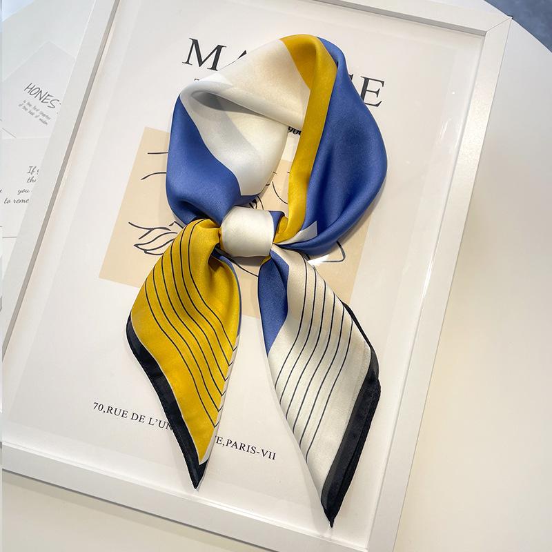 Luxurious 70% Silk Korean Style Neck Scarf for Mom - High-End Oil Painting Design, Sun Protection Square Scarf