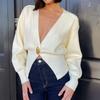 Wijnrood V-hals Gebreide Cardigan met Gouden Knopen Slim Fit Lange Mouwen Trui Top