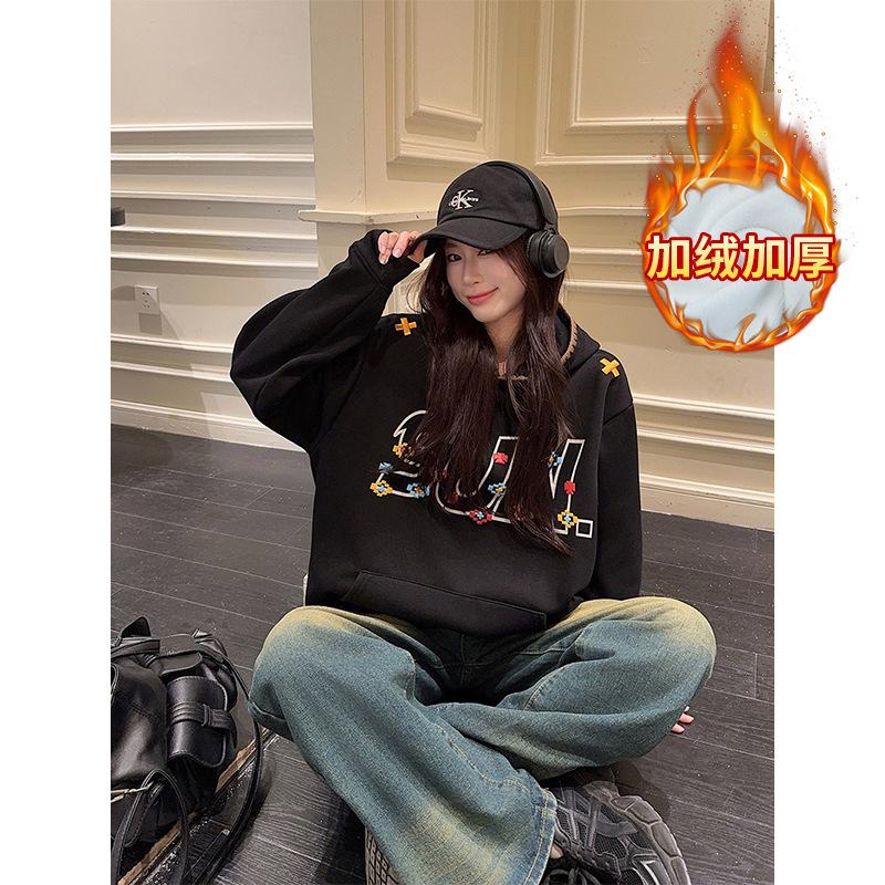 

White gray sweater women s autumn and winter thickened new medium and long loose letter embroidered warm top tide 4 чорний