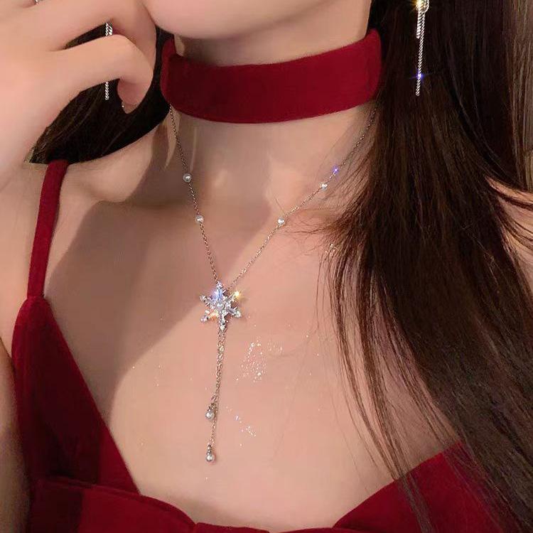 Pearl Snowflake Fringed Necklace Women'S Autumn And Winter Versatile Foreign Style Versatile Accessories Light Luxury Niche Long Sweater Chain