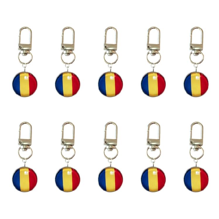 10PCS/Lot Trend Football Keychains Feature Bright Country Flags Rustproof Alloy And Glass Backpacks Decoration