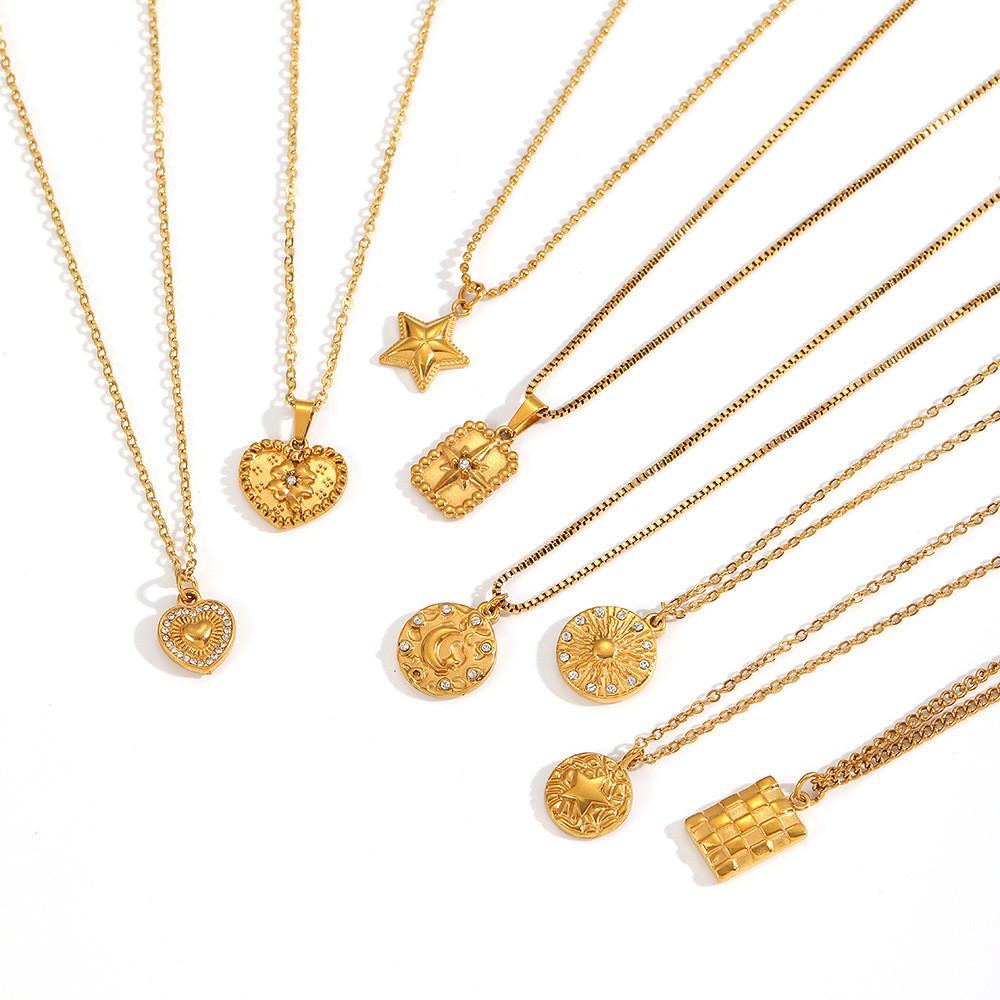 Style Star Moon Necklace For Women With 18k Gold Plating And Diamond Embellishments