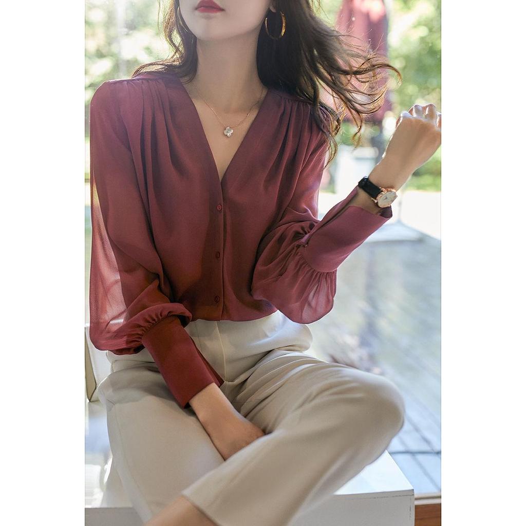 Long-sleeved Shirt, Women's Spring and Fall New French V-neck Design Sense of The Top, Temperament Loose Chiffon Shirt Female