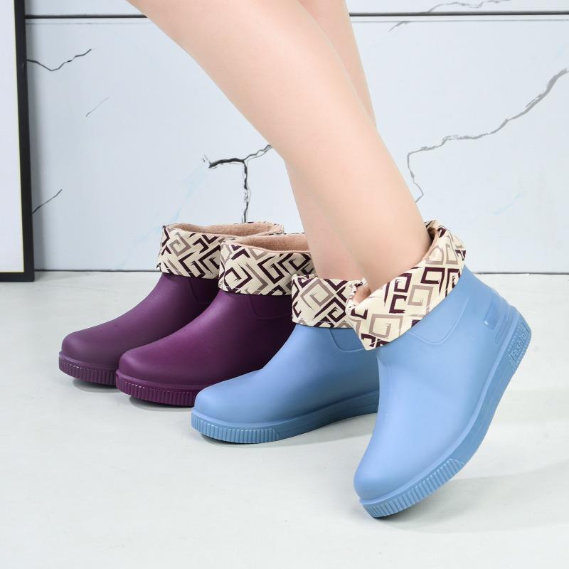 Fashion Low Tube Rain Shoes New Women's Wear Waterproof and Non-slip Outdoor Pvc Velvet Rain Boots Women's Overshoes
