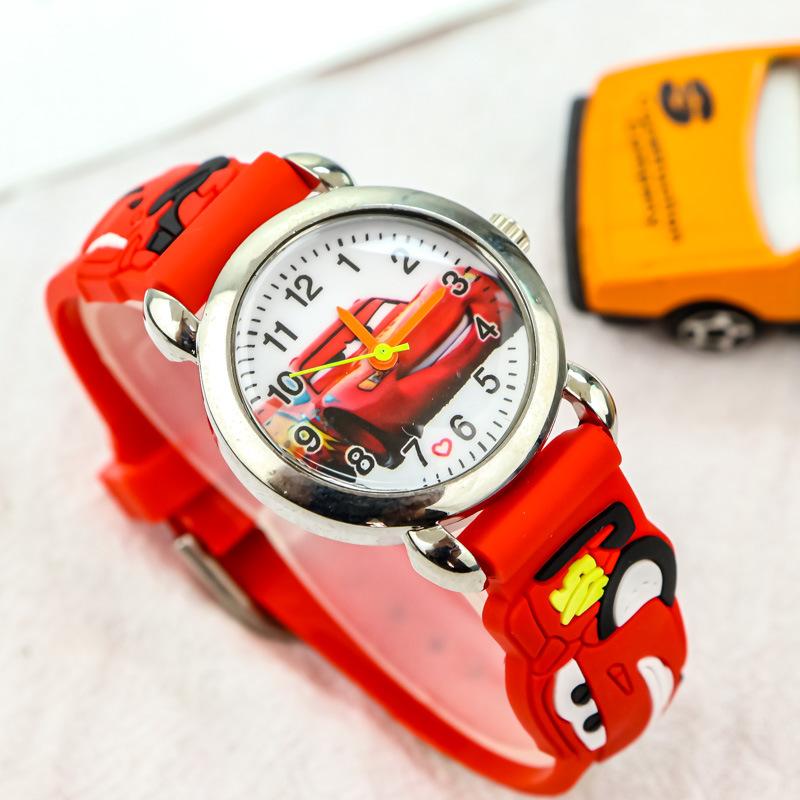 

Disney McQueen Boys Cartoon Car Kids Watch, Soft Silicone Strap Analog Wristwatch, Children s Time Learning Toy красный