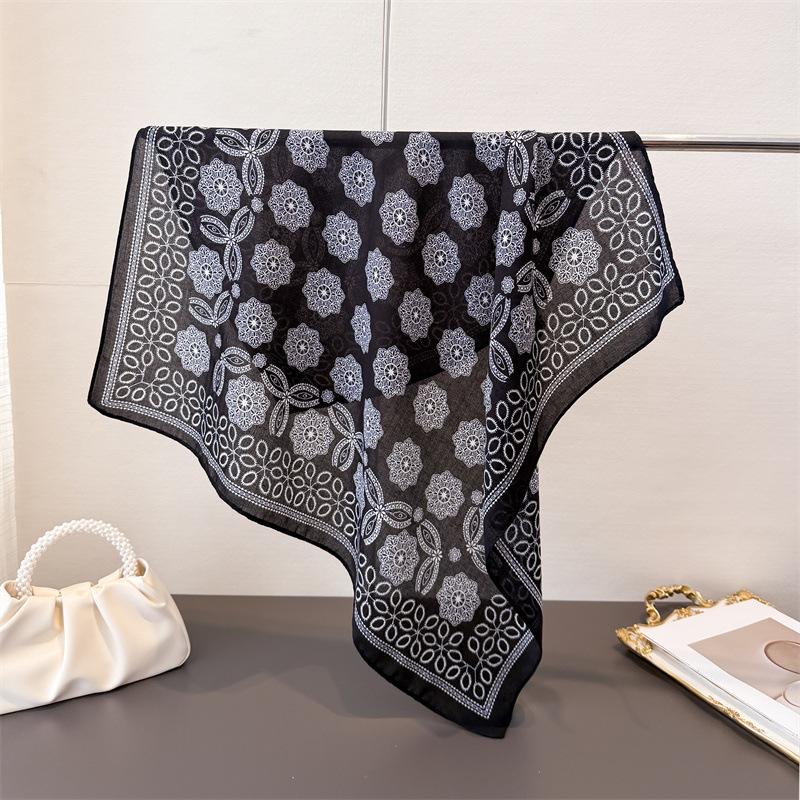 Luxury Print Female Neck Scarf Cotton Linen Feeling Women Hair Scarves Foulard Head Band Shawls Wraps Neckerchief Bandana