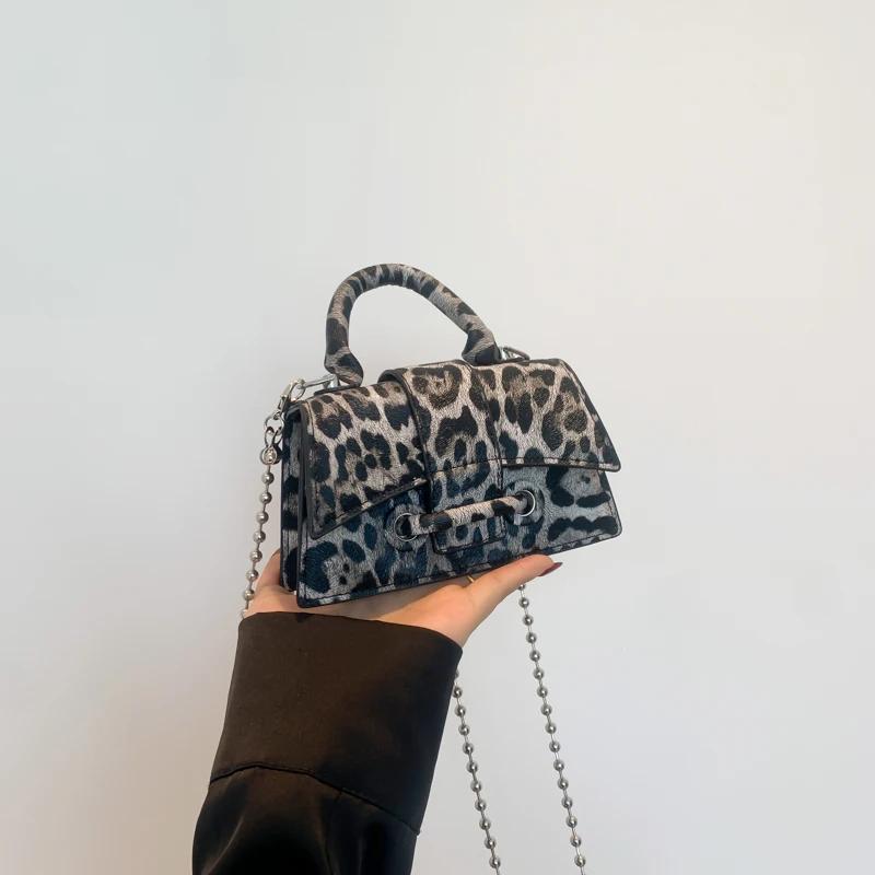 Leather PU Crossbody Bag with Short Handle Mini Coin Purse Hourglass Bag Vintage Designer Leopard Print Luxurious Fashion