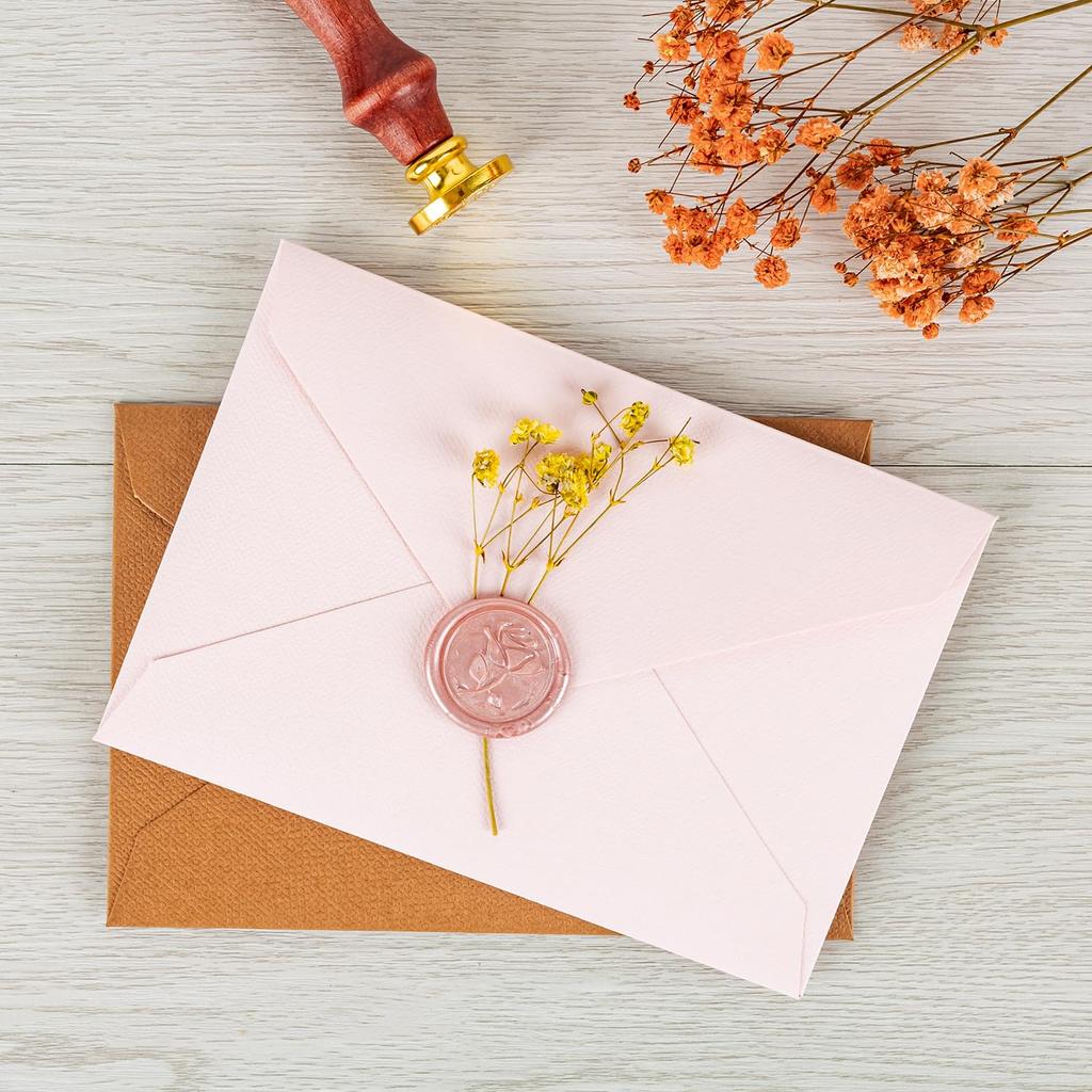 10PCS/Pack Wax Seal Sticks, 10 Colors Glue Gun Sealing Wax Sticks for Stamp Letter Envelope Wedding Invitation Letter, Envelope