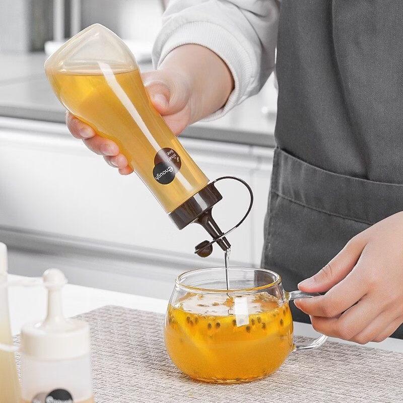 ZISIZ Plastic Salad Dressing Squeeze Bottle