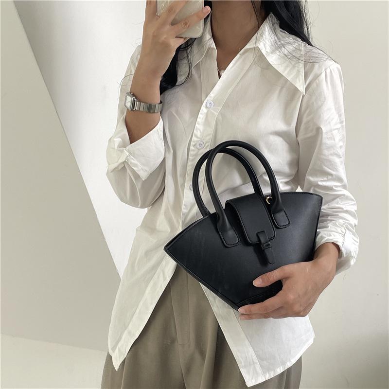 Korean Style Women's Fashion Handbag - Chic PU Crossbody Bucket Bag
