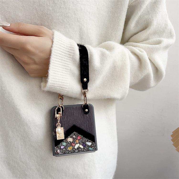 Applicable To Samsung ZFlip7 Splicing Rhinestone Mink Hair Mobile Phone Case ZFlip6 Portable Lanyard Folding Screen Protective Case
