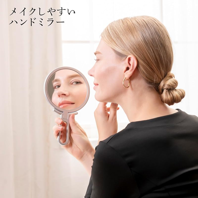 Horiuchi Mirror Industry's Napure Mirror, a Stand and Hand Mirror That Reflects Your True Skin Tone. A Perfect Mother's Day Gift.