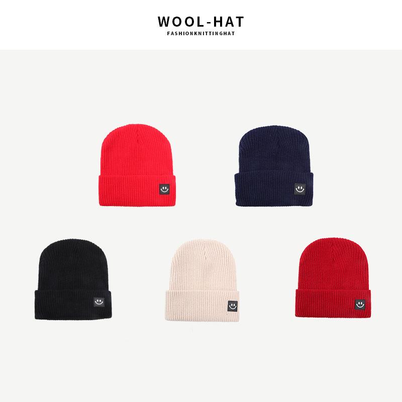 Autumn and Winter Sticker Smiley Face Knitted Hat Couple Versatile Casual Wool Hat, Han Fan Fashion Pullover Warm Hat