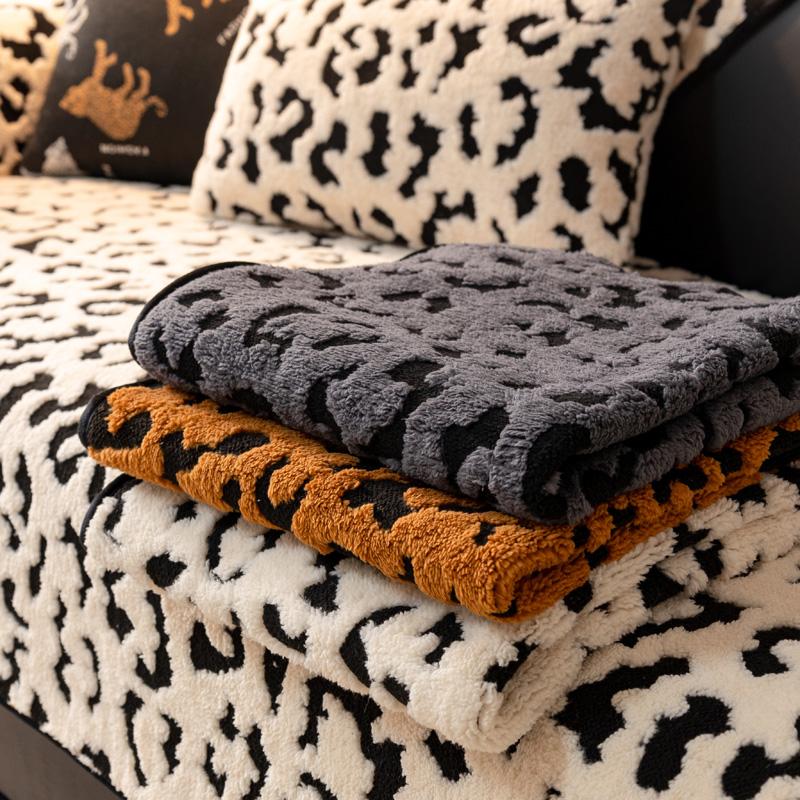 Luxuriöses Kissen mit Leopardenmuster Herbst Winter Verdickt Rutschfest Geradliniges Kissen für Winter Sofabezug Stoff