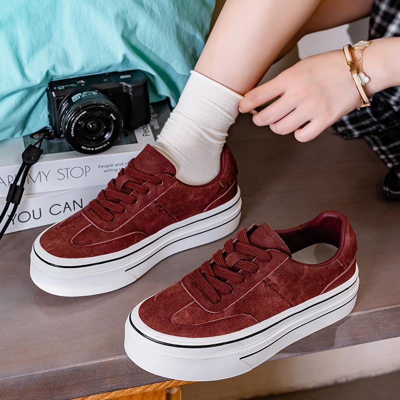 2025 Autumn New Versatile Board Shoes Student Low-top Harajuku Korean Version Casual Shoes Niche White Shoes Breathable Women's Shoes