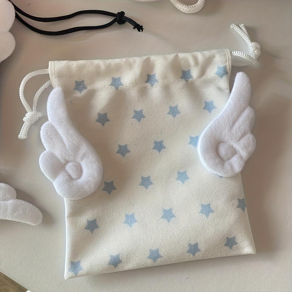 

Cute Plush Wing & Star Storage Pouch - Soft Polyester Zipper Pouch for Jewelry, Makeup, Stationery білий