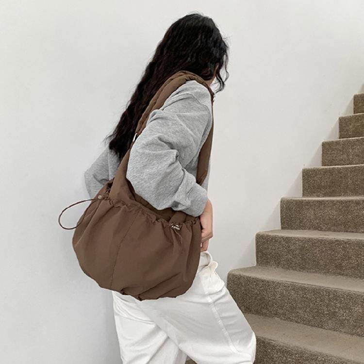 Crossbody Bag Ruched Large Capacity Nylon Bag for Women Versatile Trendy Bag