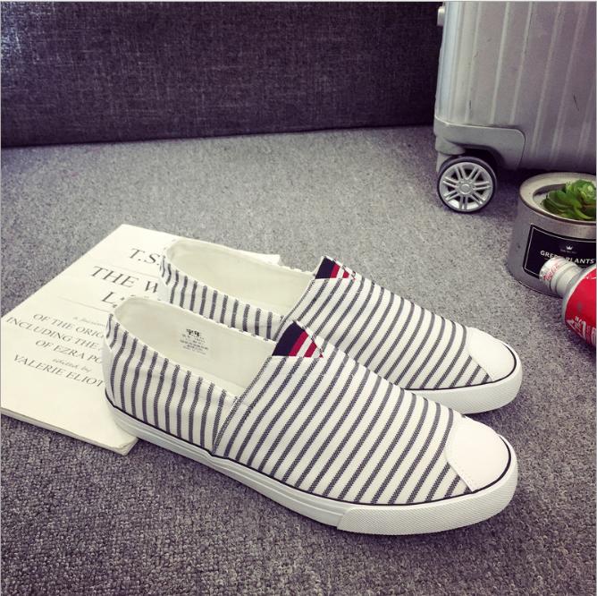 Nowe buty w paski na wiosnę jesień wsuwane płaskie buty oddychające codzienne męskie buty codzienne płaskie