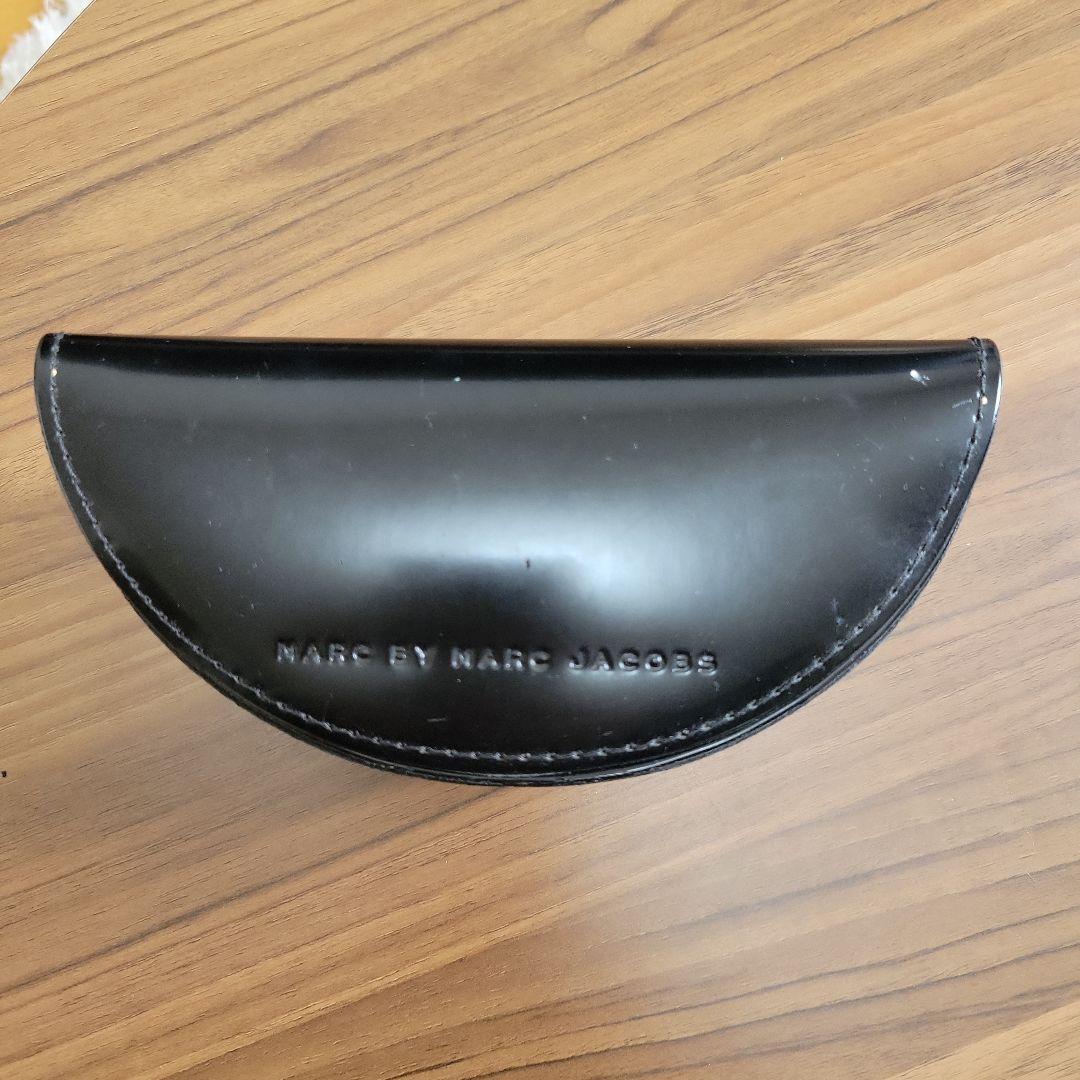 Used MARC BY MARC JACOBS black glasses case, sunglasses