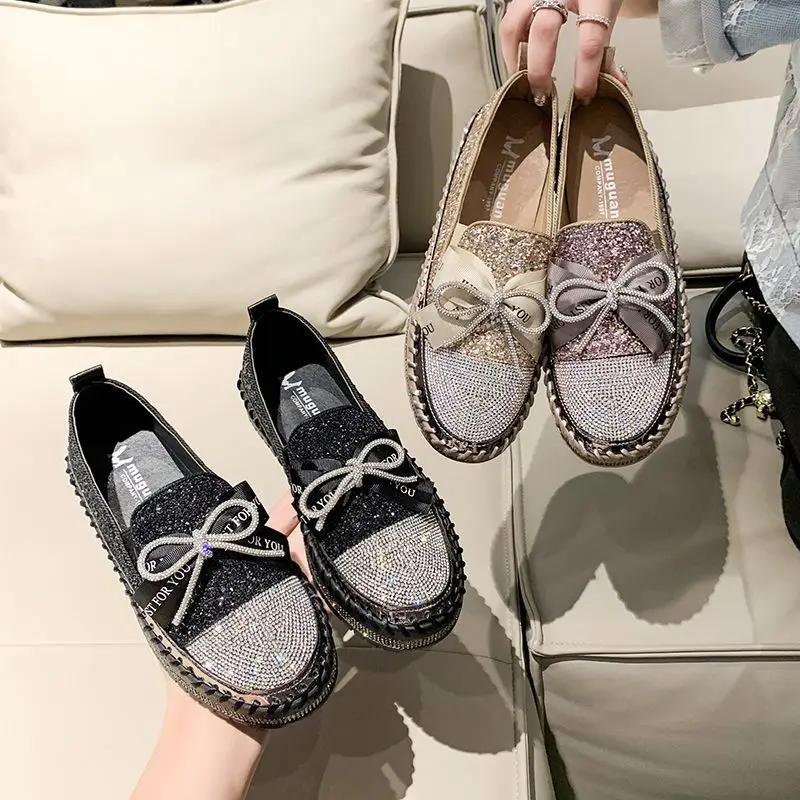 High on Platform Woman Footwear Korean Shoes for Women Round Toe Stylish H Designer Luxury Deals Trends 2025 Casual Cheap New In