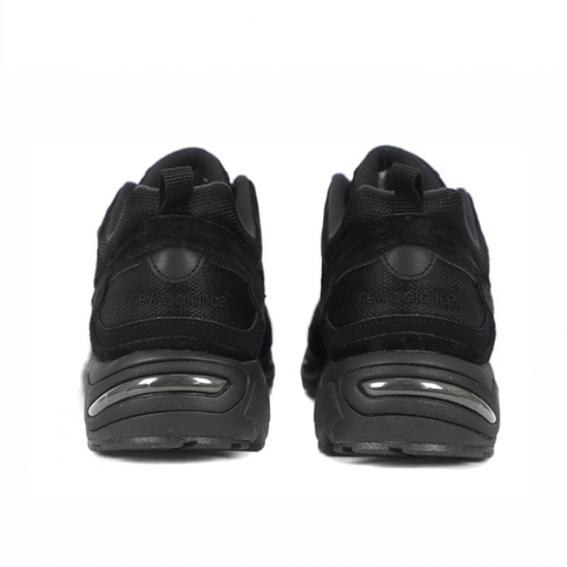 New Balance 878 Triple Black