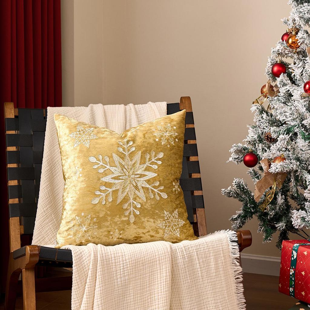 Snowflake Embroidered Throw Pillow Covers for Couch Christmas New Year Holiday Decorative Cushion Case Home Decor 45x45 cm 2 Pack