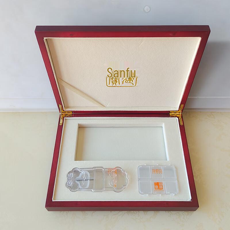 Pien Tze Huang Wooden Gift Storage Box Set