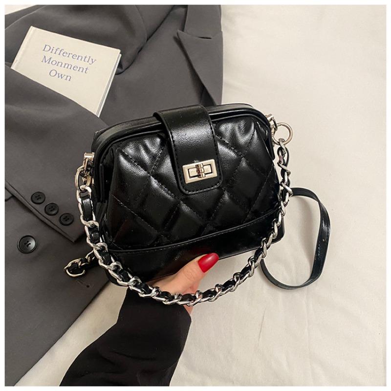 Rhombus chain bag women's new line fashion niche high-end shoulder bag crossbody doctor bag