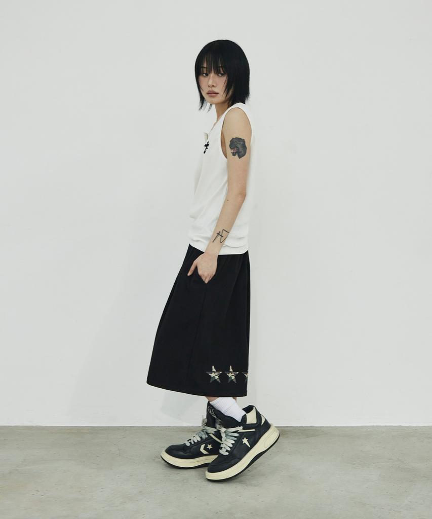 SCALLYWAG Back Camo Star Bermuda Sweat Shorts [Black]