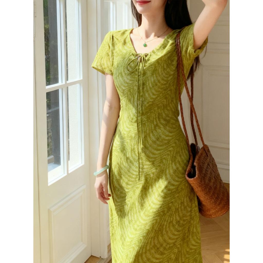 Summer New French Diagonal Cut Green White Waist Temperament Printed Wave Long Dress