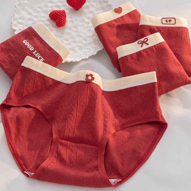 Plus Size Women's Cotton Cartoon Briefs - Breathable, Antibacterial, Comfortable, and Student-Friendly.