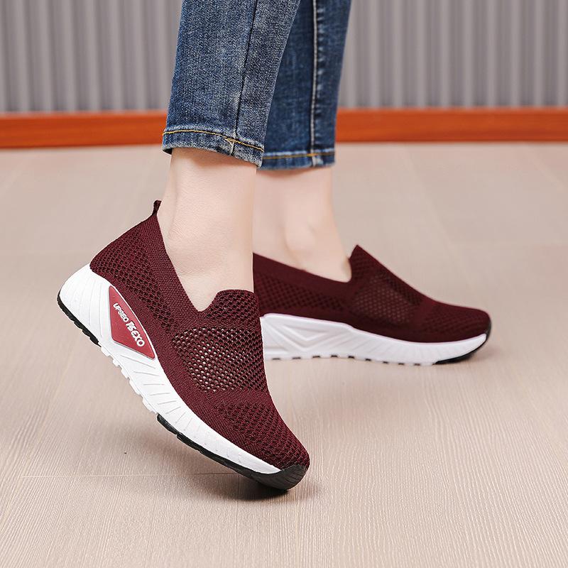 Women's Casual Shoes Fly-woven Shoes Hollow Breathable Sports Shoes Women's Soft-soled Lightweight Cloth Shoes