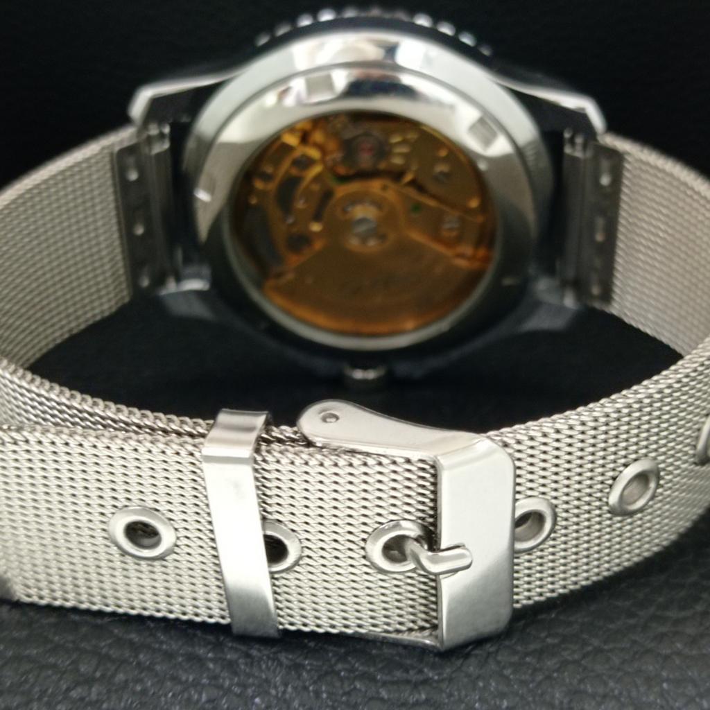 REFURBISHED SEIKO 5 AUTOMATIC VINTAGE JAPAN MENS BLUE COLOR DIAL WATCH A442115-4