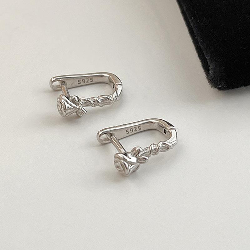 Windrose Ohrbügel Süßes Temperament U-förmige Ohrringe Einzigartiges Design Textur Ranke Blume Ohrringe