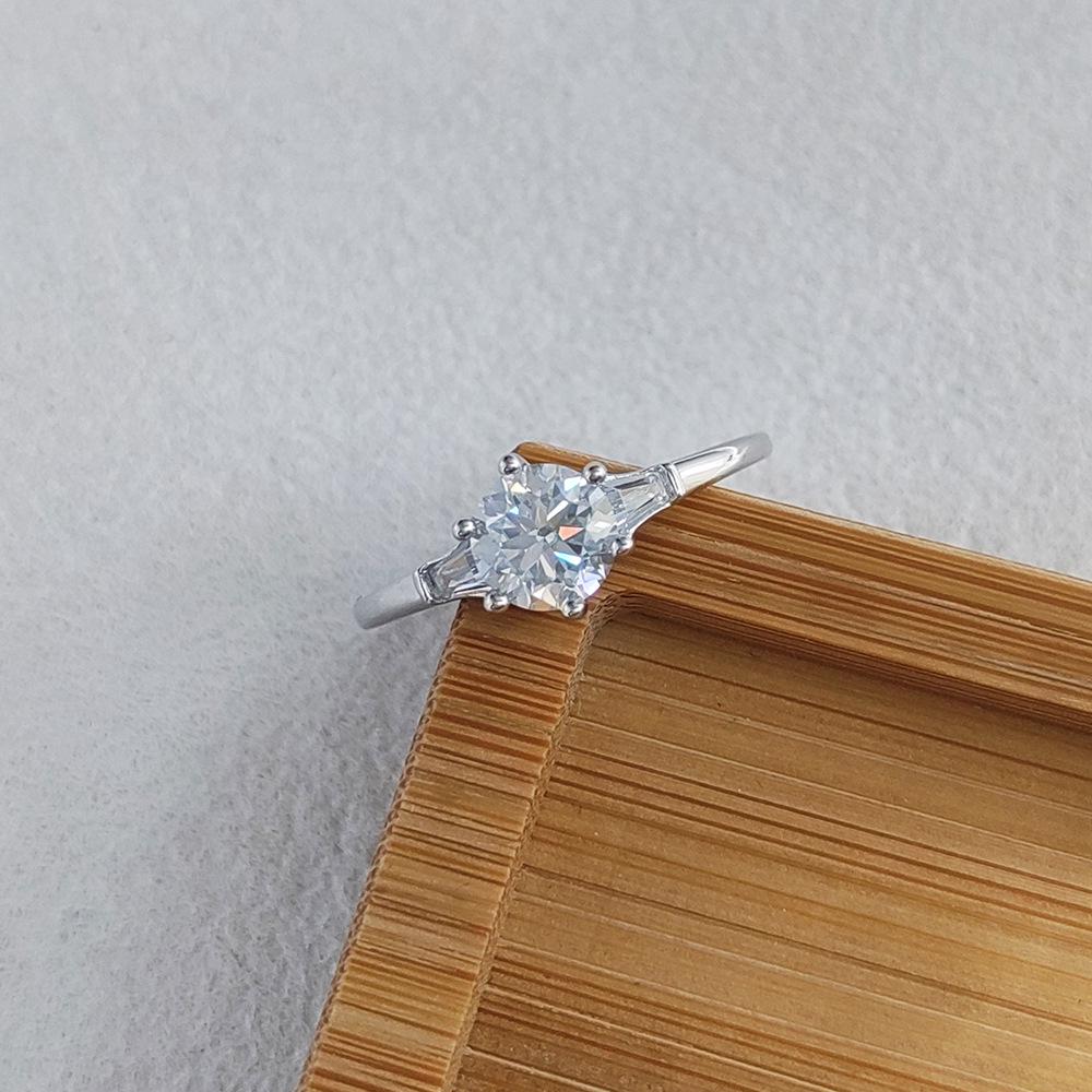 S925 Sterling Silver Elegant Six-Prong Moissanite Ring for Women – High-End Simple Design