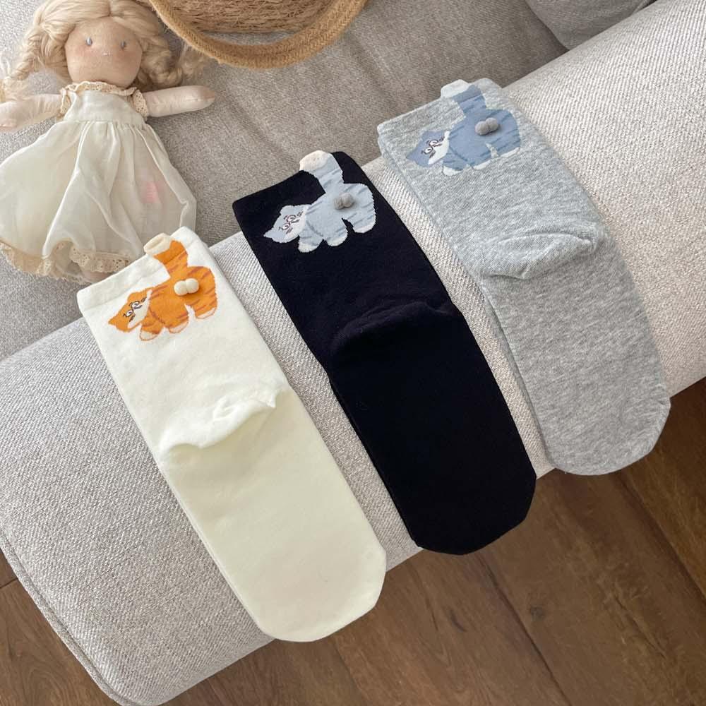 1 Pair Ladies Cute Cat Socks Women 3D Cat Socks Quirky Socks Spring Autumn and Winter
