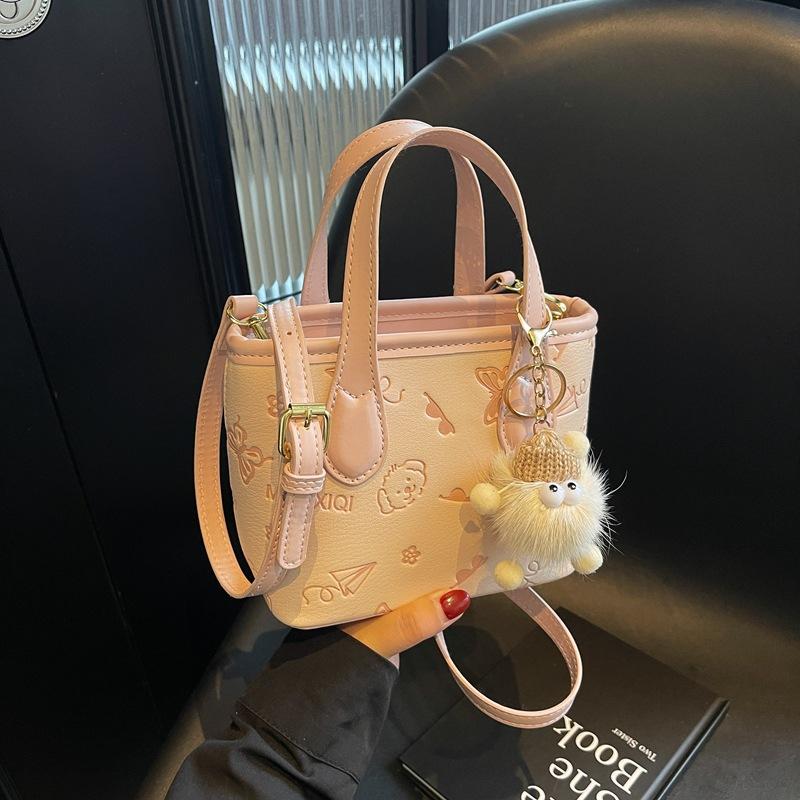 This Year's Popular Small Bag Women's 2025 New Fashion Versatile Messenger Bag Spring and Summer Portable Bucket Bag