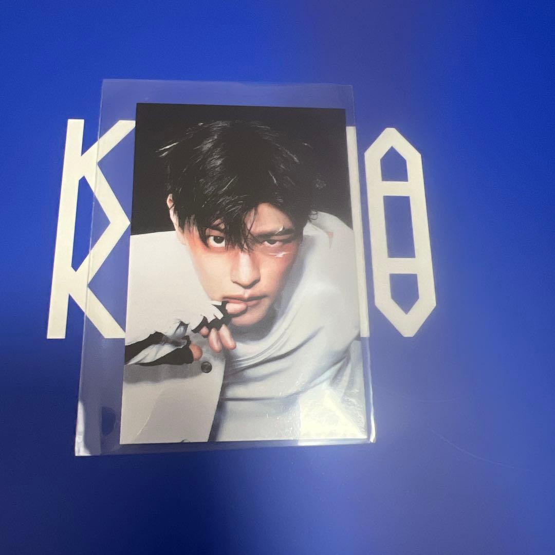 

Stray Kids СЬОНМІН АЛЬБОМ KARMA ОФІЦІЙНА ФОТОКАРТКА BINDER CARD