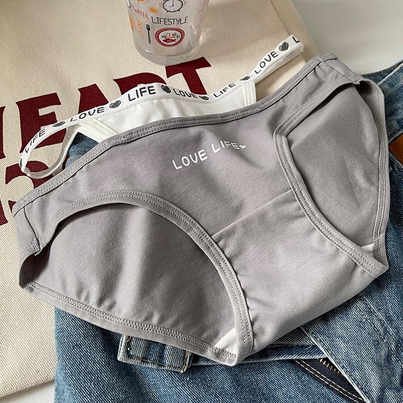 Ladies Summer New Style Sweet Soft Comfortable Letter Waist Triangle Briefs