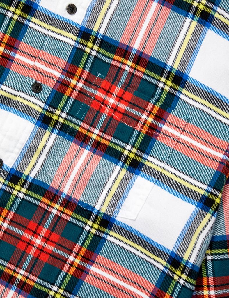 Amazon Essentials Men's Long Sleeve Flannel Shirt, White and Red, Tartan Plaid, Size Small