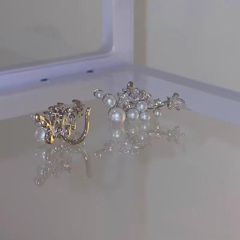 Temperament daughter~ Star no ear piercing ear bone clip versatile daily commute unique earrings