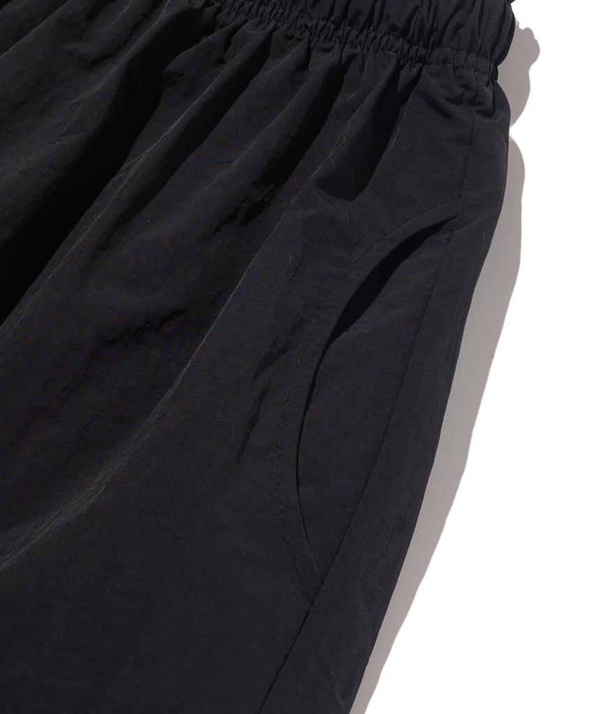 CARGOBROS Nylon Cargo Bermuda Pants (Black)
