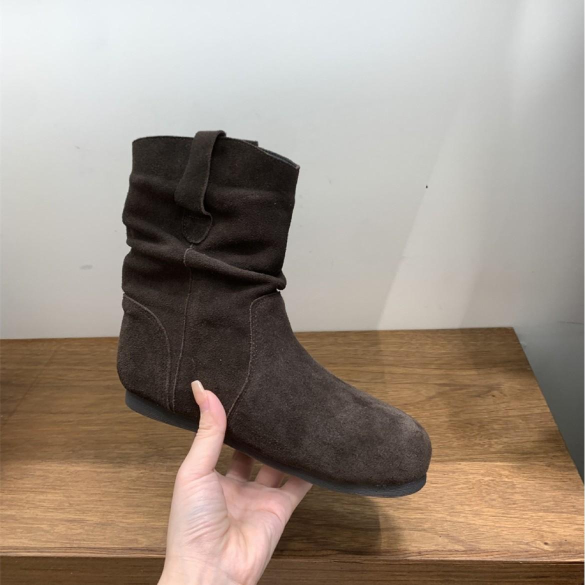 

Кожаные ботинки Мартин женские туфли с внутренней высотой 2025 новая осень и зима ретро ботинки на платформе облегающие маленькие короткие ботинки 40 коричневый