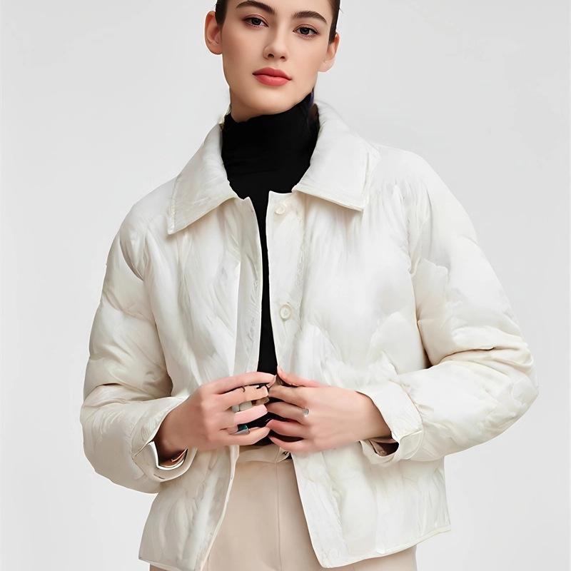 New light and thin down jackets in autumn and winter, women's short fashion temperament, thin age-reducing warm jacket