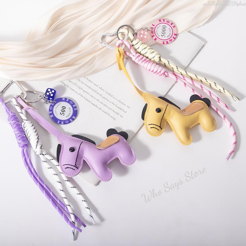 1 Stück Leder Pony Schlüsselanhänger Geflochtenes Seil Rucksack Anhänger für Handy Tasche Hängendes Zubehör DIY Dekoration