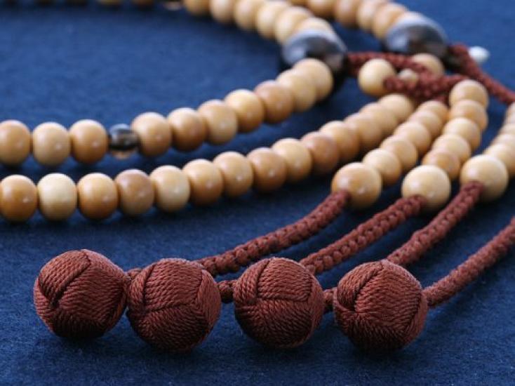 Kyoto Butsudan Hayashi Buddhistische Gebetsperlen, Shingon-Buddhismus, 1,2 Shaku (2,5cm), Buchsbaum mit braunem Quarz (Herren), Formeller, authentischer Stil