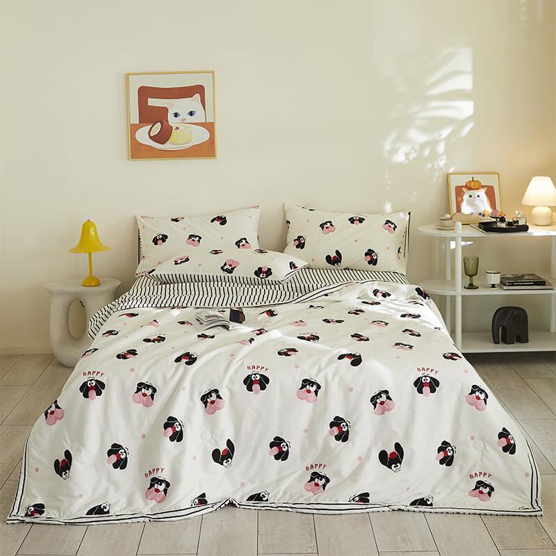 

Cartoon Print Summer Quilt 4-Piece Bedding Set Quilt: 200x230cm; Sheet: 230x245cm