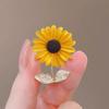Exquisite Daisy Sunflower Brooch for Women - Elegant Gaokao Gift or Suit Accessory