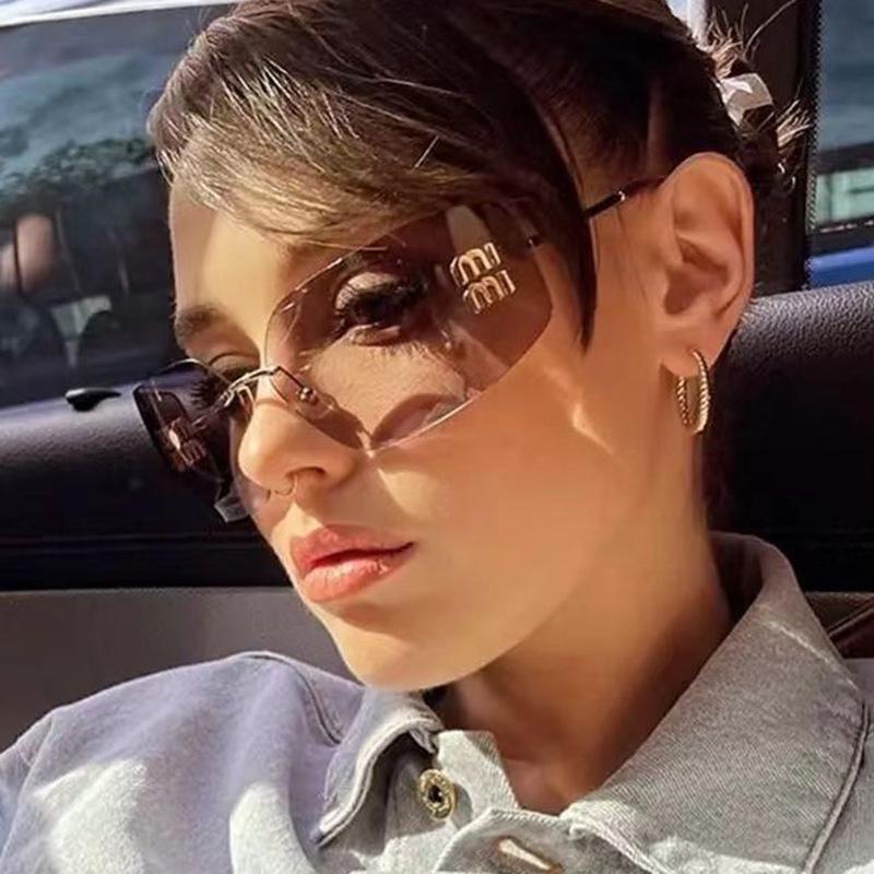 Luxury Metal Women Rimless Sunglasses Vintage High Quality Large Frame UV Protection Beach Travel Accessories